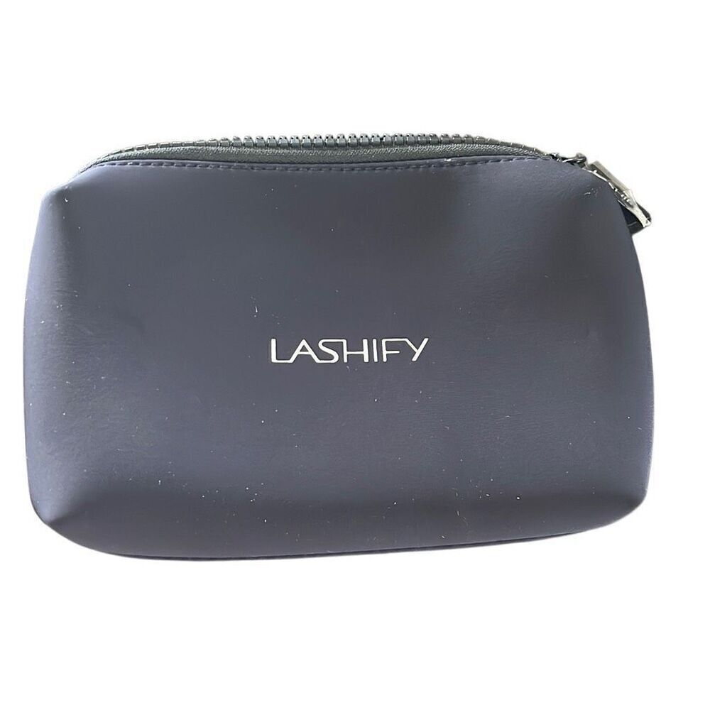 Lashify beauty clutch